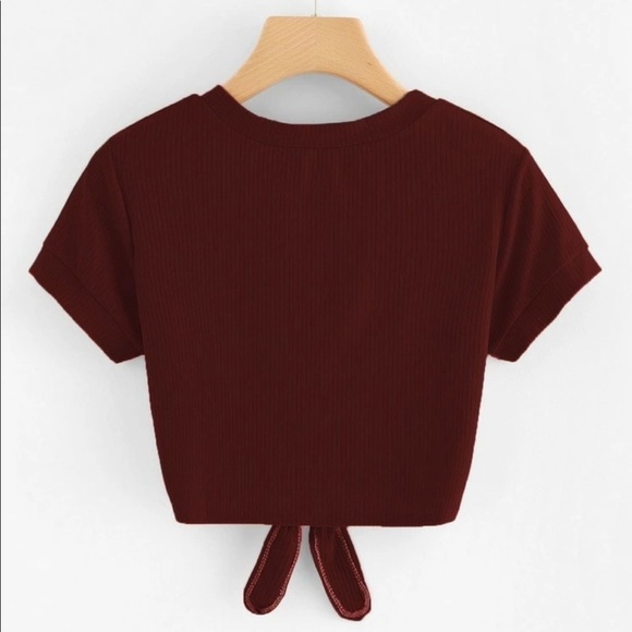 ✅3X Host Pick✅ Knot Hem Crop Tee, Small - Picture 3 of 6